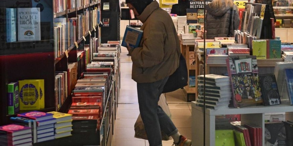 Пушкина признали пропагандистом наркотиков? Книги русских классиков получили предупреждения