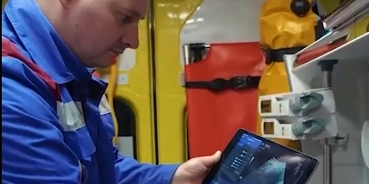 В Москве 28 сотрудников Красноярского театра госпитализировали с отравлением