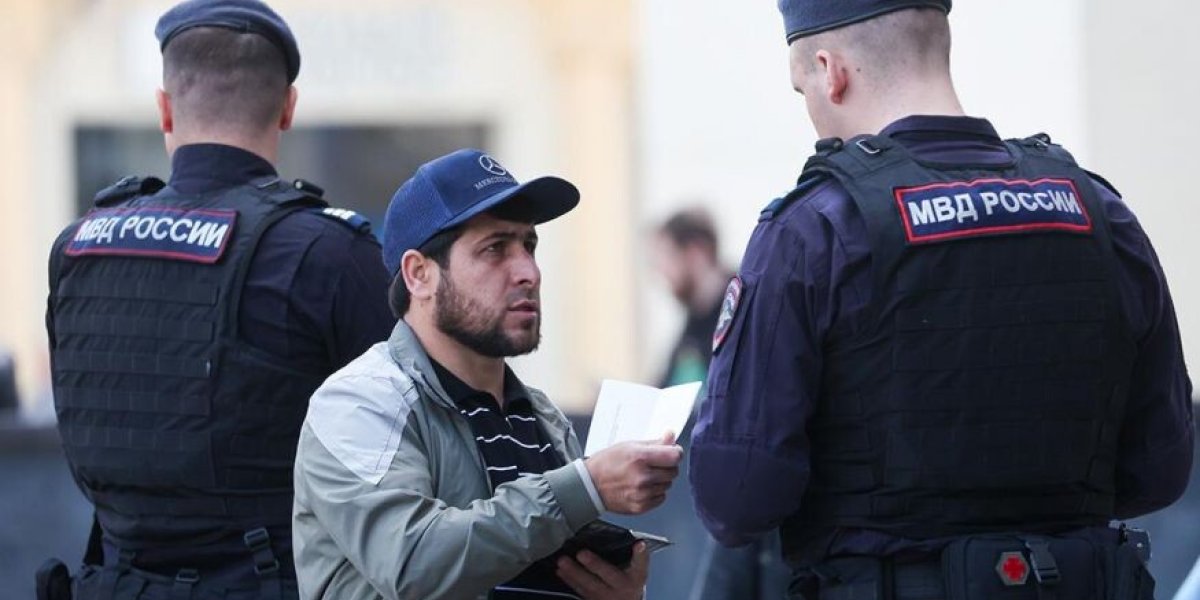 &laquo;Мигрантам с судимостью &mdash; въезд закрыть, чиновникам &mdash; конфискация и тюрьма&raquo;: &laquo;Русская община&raquo; требует жёстких мер