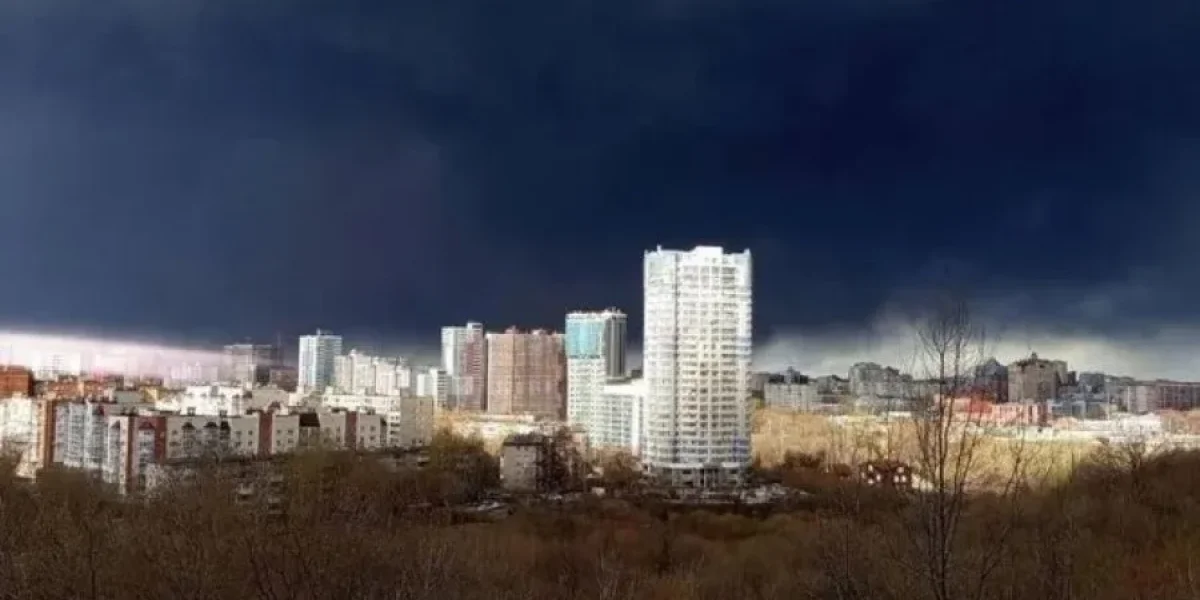 Взрывы в Перми 30 апреля 2026: город отражает атаку беспилотников, ПВО работает, введён режим воздушной тревоги