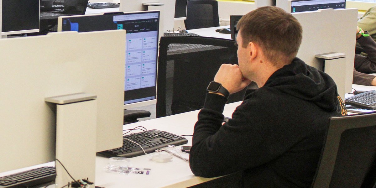 Россиян ожидает сокращенная рабочая неделя в конце апреля