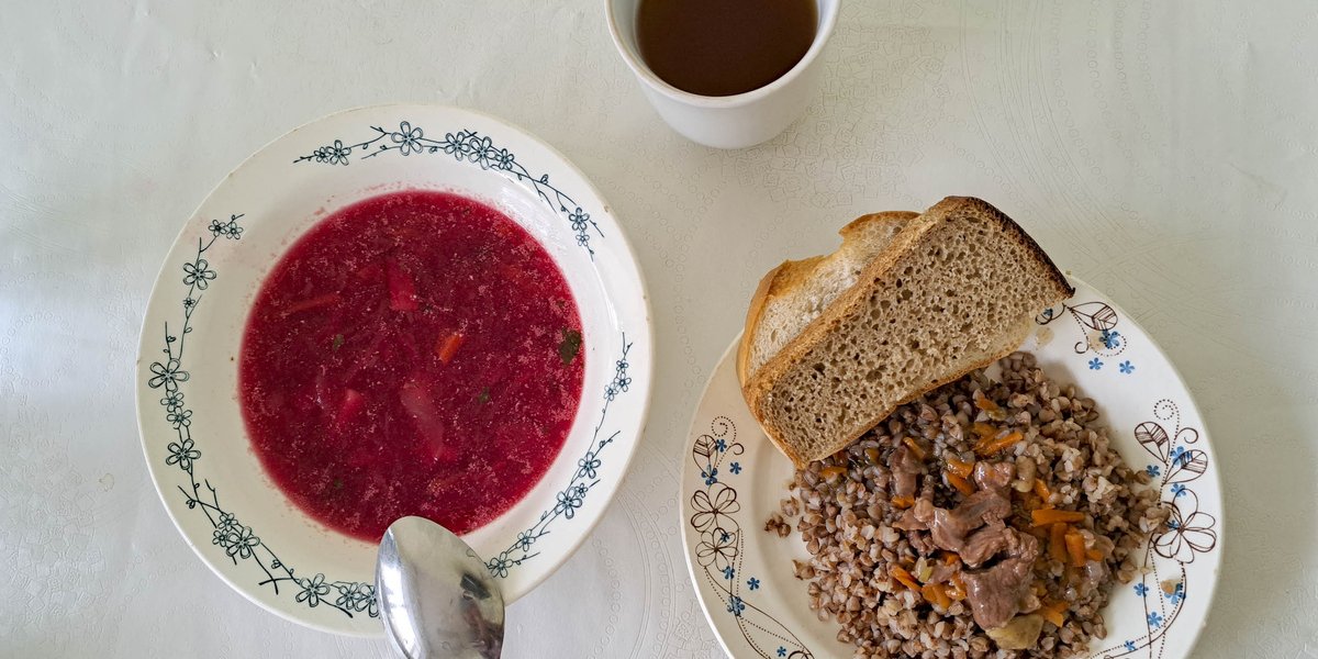 &laquo;Трясется на тарелке&raquo;: блогер объяснил, какие русские блюда напугали жителей Нидерландов