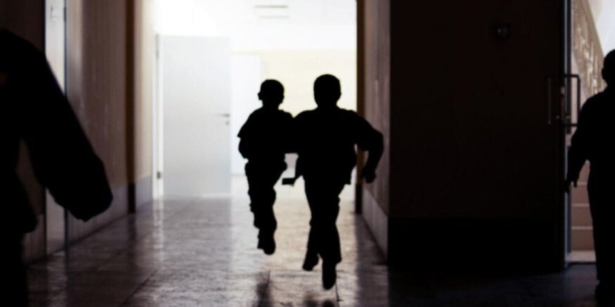 Дети мигрантов под пристальным надзором: силовики и учителя против национальной розни