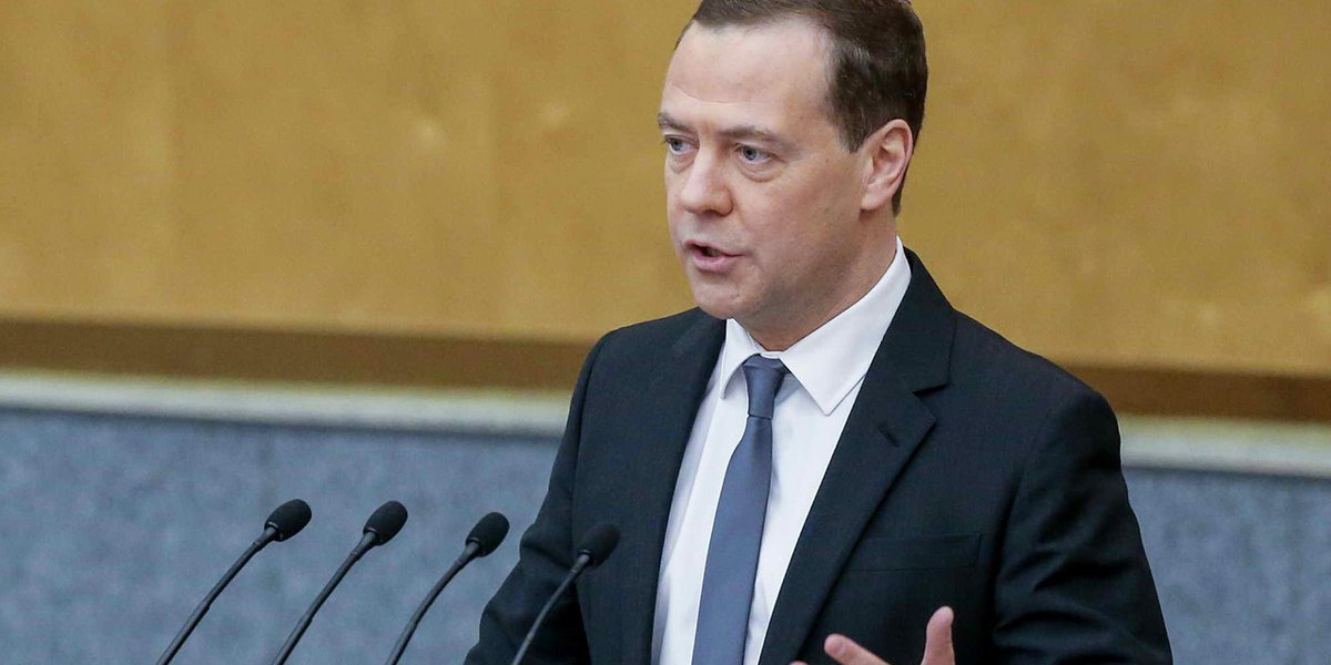 &laquo;Европу совсем не жаль&raquo;: Медведев заявил, что США не станут активно вступаться за ЕС в конфликте с Россией