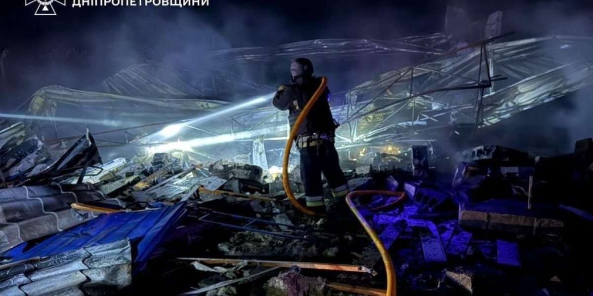 В порту Украины сгорел танкер с дронами НАТО: опубликовано видео (ФОТО)