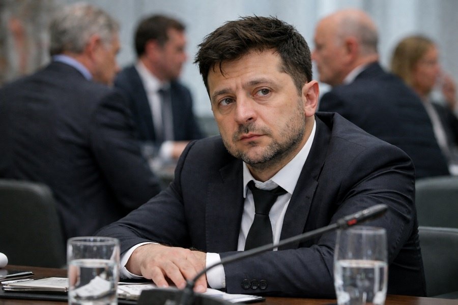 Реальная истерика: денег нет, гарантий нет. Зеленский сорвался, а ему ответили: "Всё – чушь"