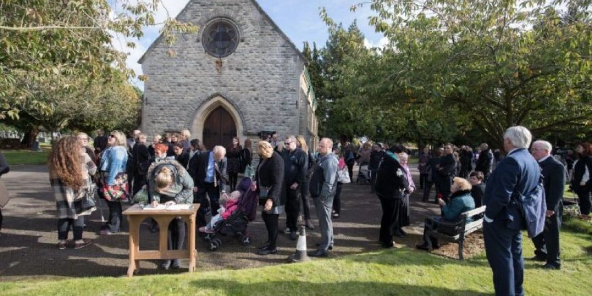 В Британии даже умереть стало роскошью: цены на похороны взлетели из-за кризиса на Ближнем Востоке...