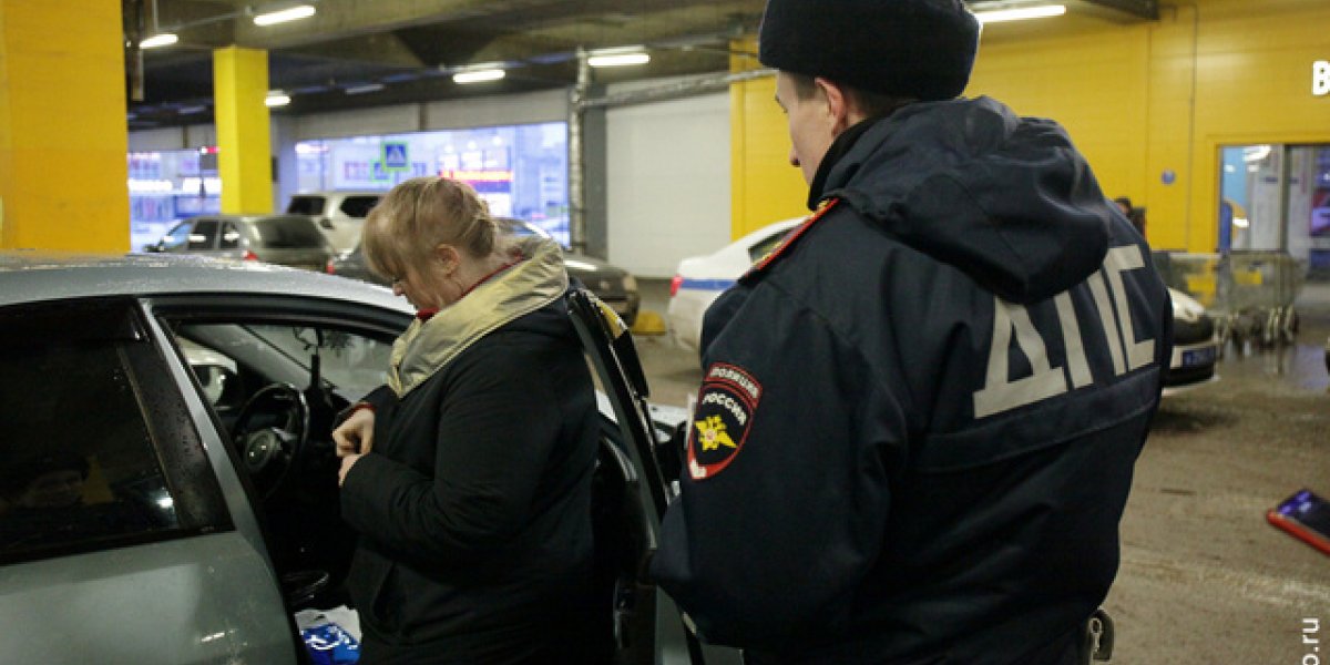 С 1 мая ужесточаются нормы парковки в ряде регионов: где теперь нельзя оставлять машину