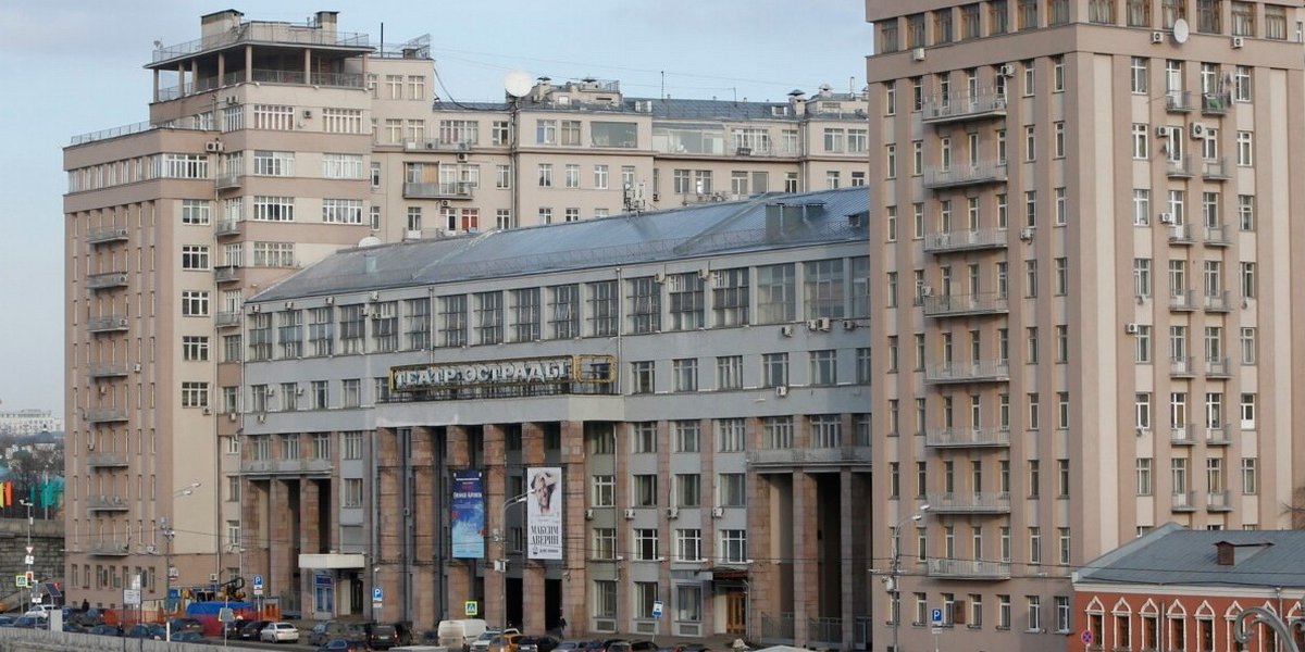 &laquo;МК&raquo;: начальник войск химзащиты СССР покончил с собой в легендарном Доме на набережной