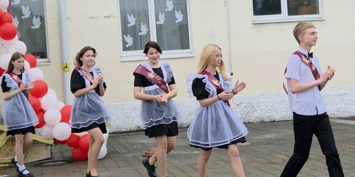 В школах Туапсинского округа прошли последние звонки