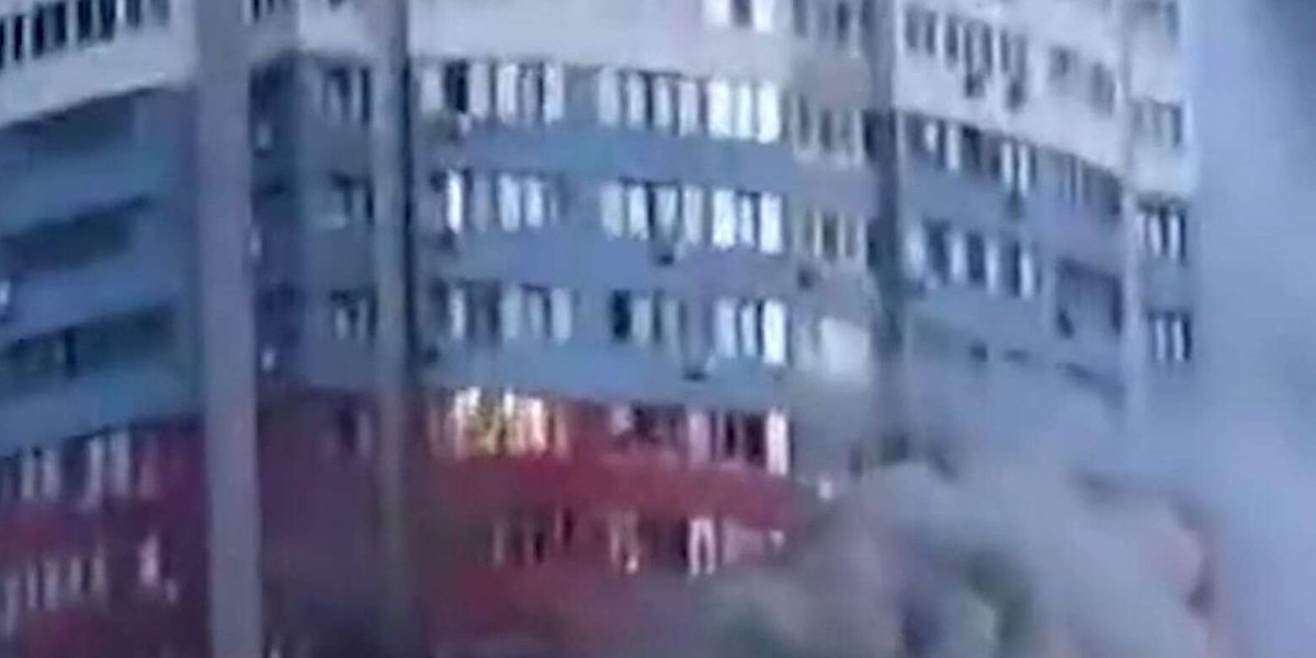 Три человека погибли после атаки БПЛА на Рязань: появились кадры последствий (ВИДЕО)