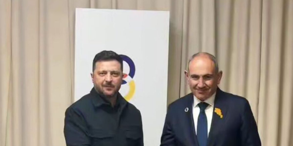 Макрон рад, Пашинян счастлив, а Колясников предрёк Армении судьбу разменной монеты. Союз Армении с Британией &mdash; ошибка?