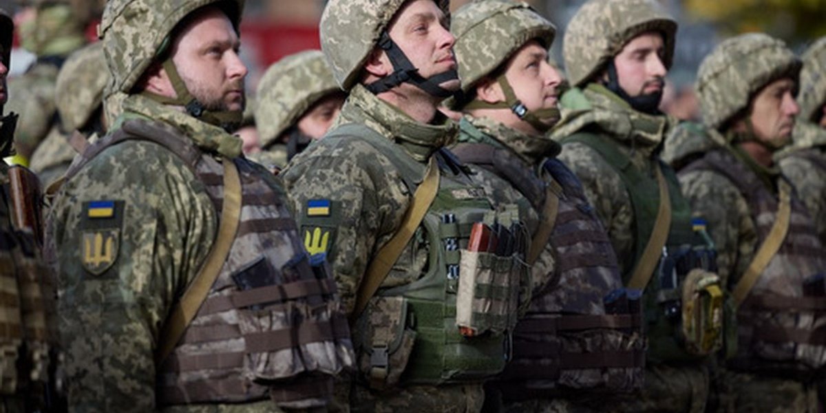 &laquo;200 тысяч резервов и 1200 танков&raquo;: полковник Нахушев оценил риск вторжения ВСУ в Белоруссию