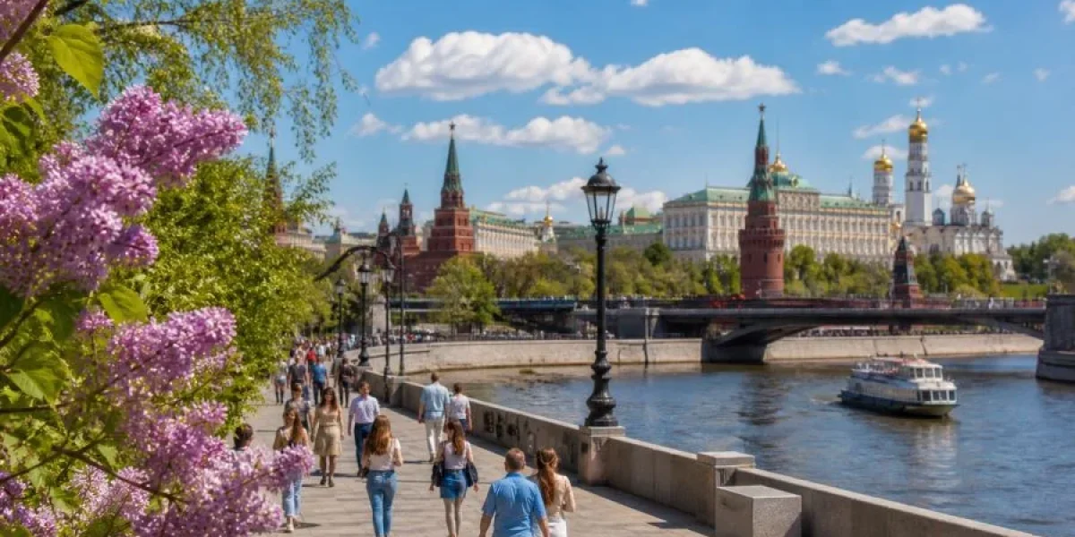 Май обгоняет календарь: в Москву врывается субтропическое тепло