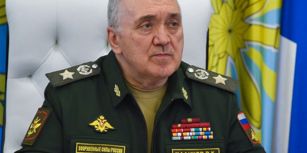 ₽7 млрд и особняки: у экс-замминистра обороны Цаликова требуют изъять имущество через суд