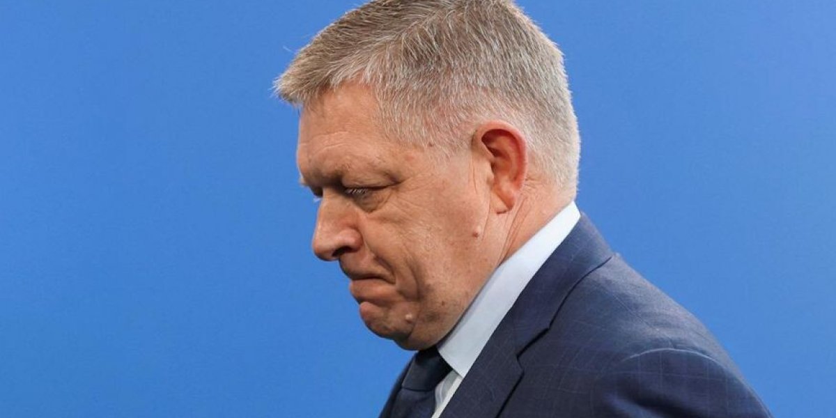 Фицо отказался от участия в Параде Победы в Москве &mdash; что стоит за резким поворотом?
