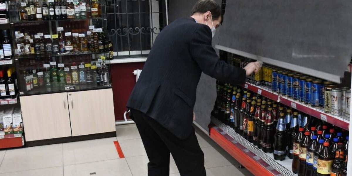 &laquo;Нам нужна здоровая нация! Пора остановить спаивание нации и поощрять вредные привычки!&raquo;: требование в Госдуме