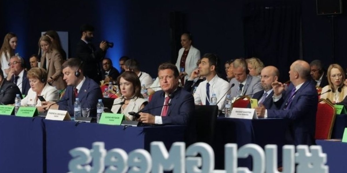 Мэр Казани вновь возглавил международную организацию