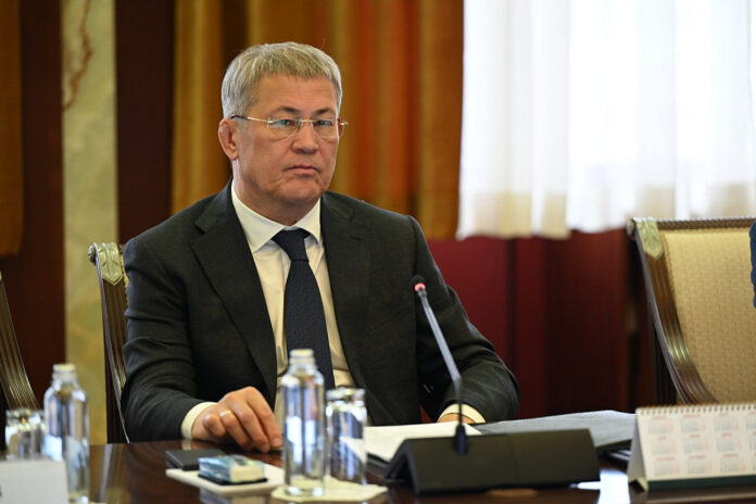 Аммиачный запах и затопленный подвал: жители дома в Уфе потребовали проверить работу управляющей компании