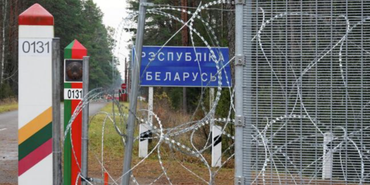 Сувалкский «кабанчик»: очередные «отважные хрюши» НАТО примеряют на себя роль пушечного мяса у границ Союзного государства
Сувалкский «кабанчик»: очередные «отважные хрюши» НАТО примеряют на себя роль пушечного мяса у границ Союзного государства