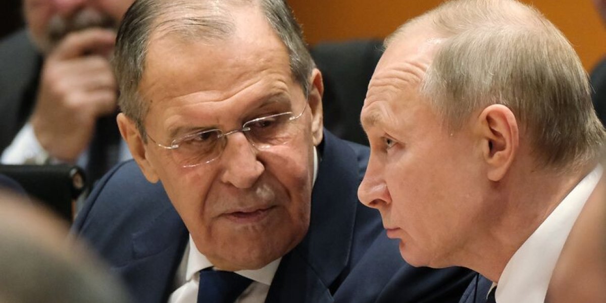 Лавров объяснил слова Путина об СВО: &laquo;Переговоры ничего не решают &mdash; всё зависит от фронта&raquo;