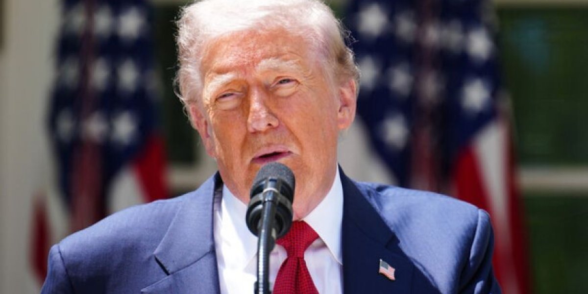 Трамп плачет о погибших, но не видит разницы между солдатами и детьми из Старобельска. Онуфриенко: &laquo;Рыжее ЧМО&raquo;