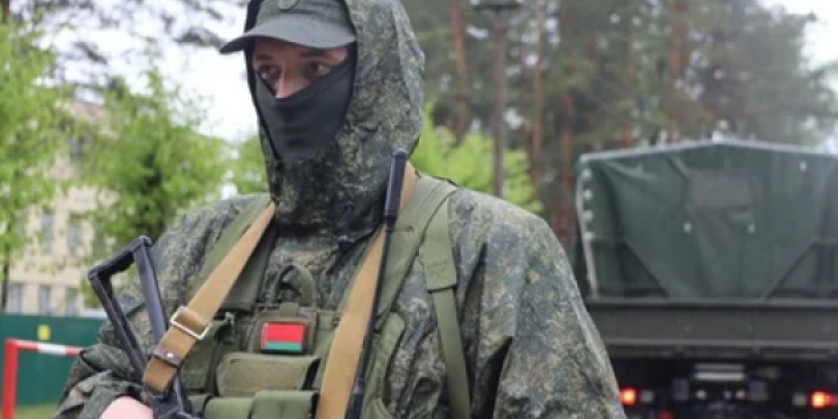 Россия применит военные меры для защиты Белоруссии от угроз со стороны Украины Россия применит военные меры для защиты Белоруссии от угроз со стороны Украины