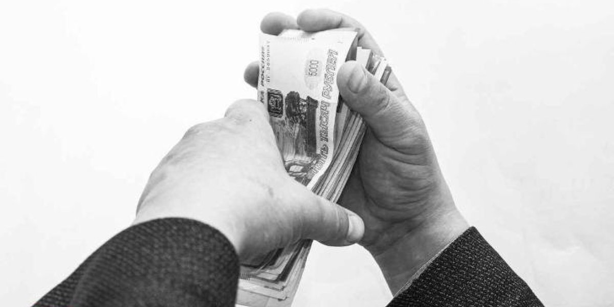&laquo;Богатые становятся богаче&raquo;: эксперт объяснил, почему выплаты не устраняют разрыв между людьми