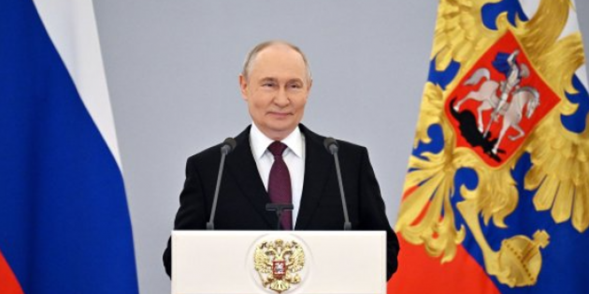 Владимир Путин поручил свести к нулю последствия атак на гражданские объекты Владимир Путин поручил свести к нулю последствия атак на гражданские объекты