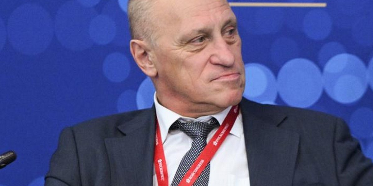 &laquo;Будущее пахнет ссылками и лагерями&raquo;: декан МГУ рассказал на ПМЭФ о главном страхе россиян