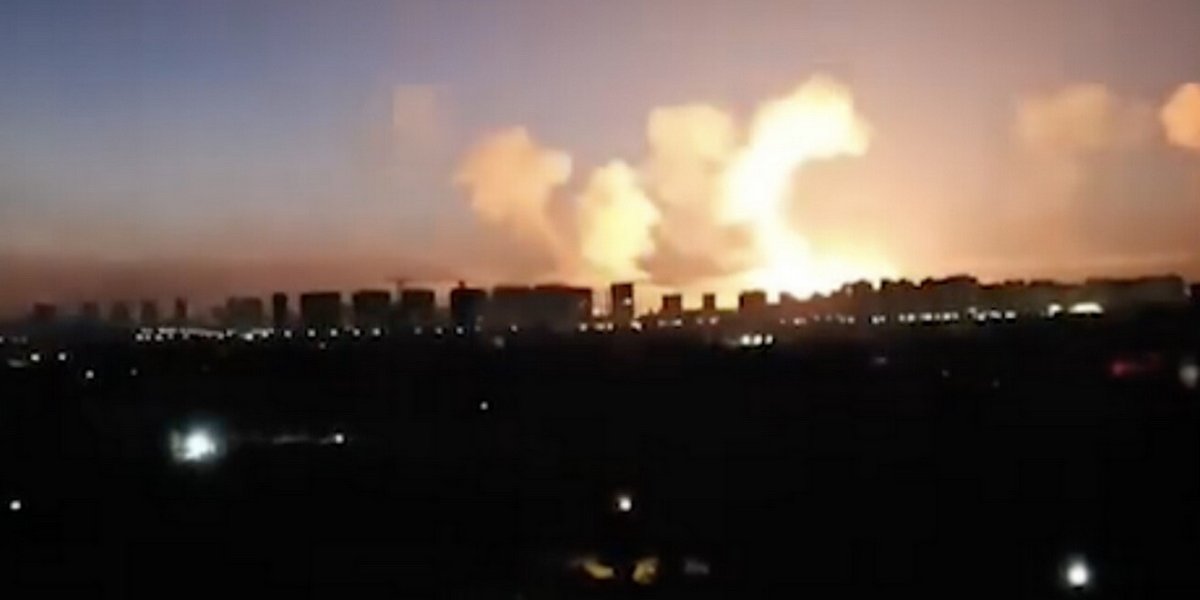 ВС РФ нанесли групповой удар по Одессе и Киеву: Минобороны раскрыло пораженные объекты (ВИДЕО)