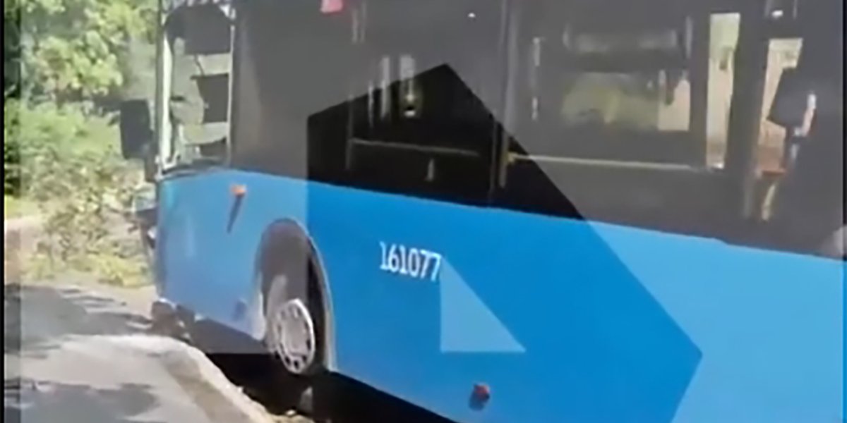 В Москве 17 человек пострадали в ДТП с автобусом (ВИДЕО)