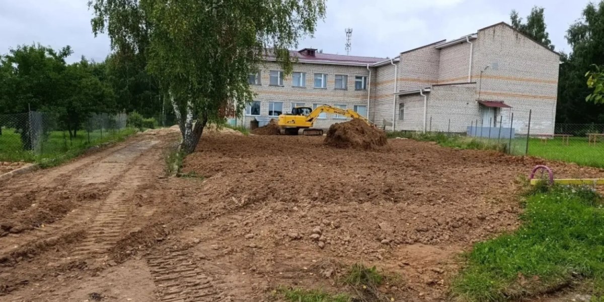 Удар по «Армаде»: ВС РФ поразили выставку БПЛА ВСУ — опубликовано видео, сводка 25.07.2026 от Юрия Подоляки (ВИДЕО) Удар по «Армаде»: ВС РФ поразили выставку БПЛА ВСУ — опубликовано видео, сводка 25.07.2026 от Юрия Подоляки (ВИДЕО)