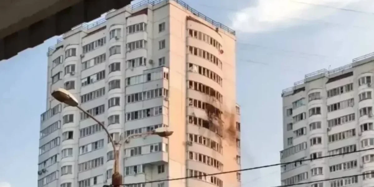 Беспилотник попал в многоэтажку в Чехове 28 июля 2026: последствия атаки БПЛА на Подмосковье, последние новости