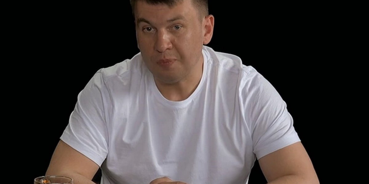 От критики СВО и Путина до уголовного дела: юрист Илья Ремесло* задержан в Санкт-Петербурге (ВИДЕО)