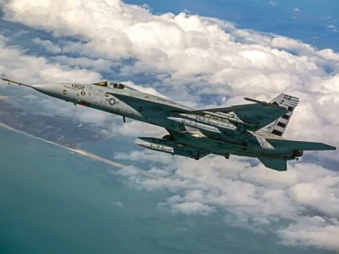 Крупнее AIM-120: представлена перспективная ракета AIM-424 Malice для ВМС США Крупнее AIM-120: представлена перспективная ракета AIM-424 Malice для ВМС США