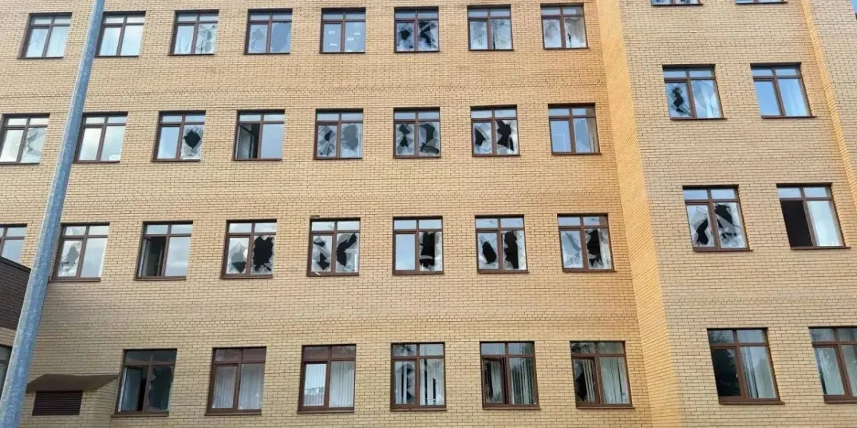 Беспилотник ВСУ попал в магазин &laquo;Магнит&raquo; в Павловском Посаде 28 августа 2026: выбито 46 окон в поликлинике, что известно о последствиях