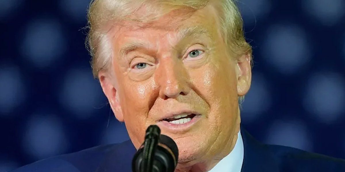 Трамп объявил о крупнейшей в мировой истории нефтяной сделке между США и Венесуэлой Трамп объявил о крупнейшей в мировой истории нефтяной сделке между США и Венесуэлой
