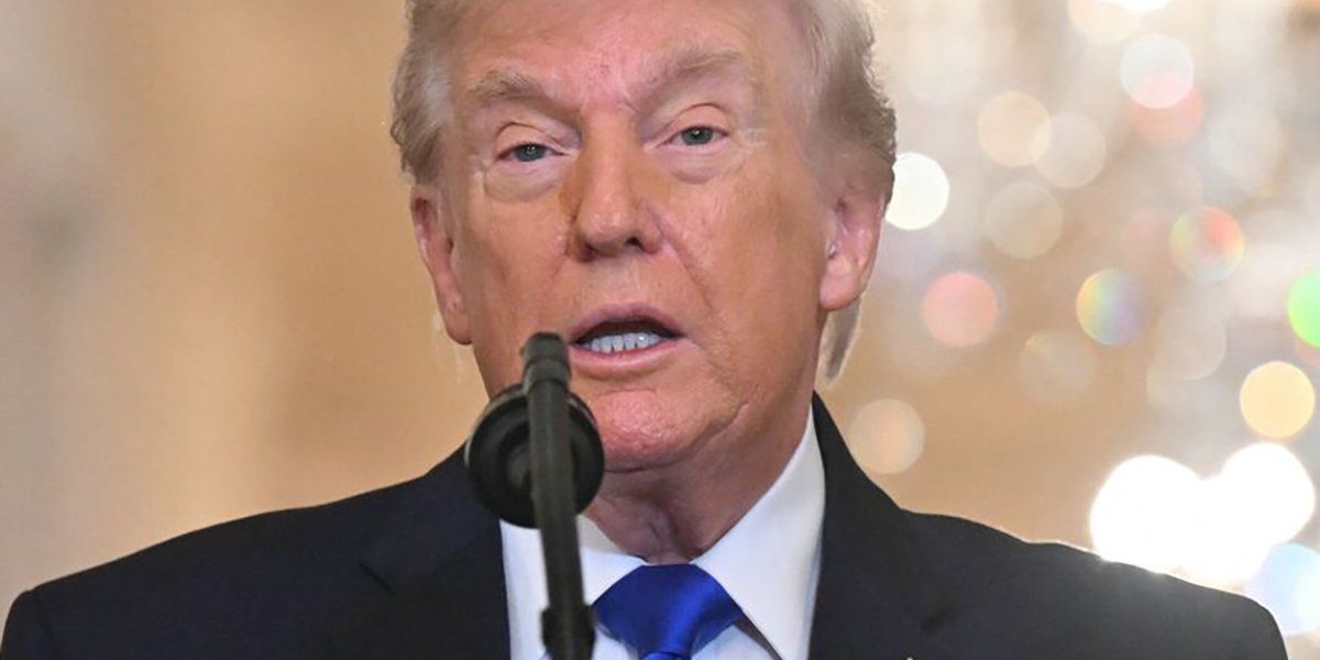 Washington Post: Трампа тайно вывезли из Анкары из-за угрозы покушения Washington Post: Трампа тайно вывезли из Анкары из-за угрозы покушения
