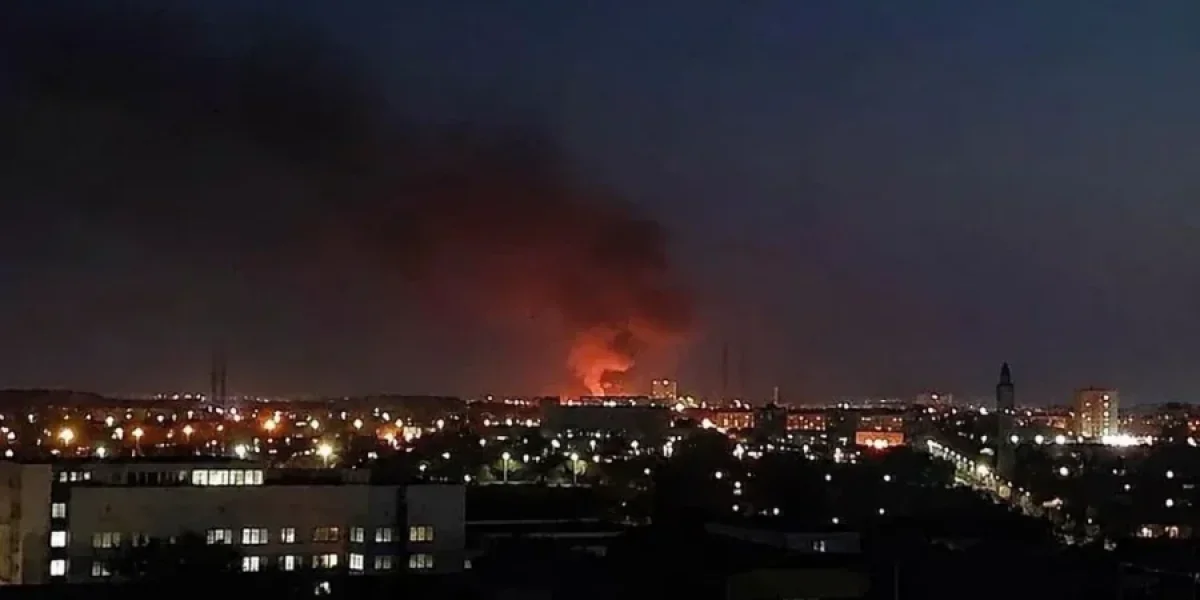 Взрывы в Луганске сегодня, 26 августа 2026: дроны ВСУ атаковали город, первые подробности и последствия налёта БПЛА Взрывы в Луганске сегодня, 26 августа 2026: дроны ВСУ атаковали город, первые подробности и последствия налёта БПЛА