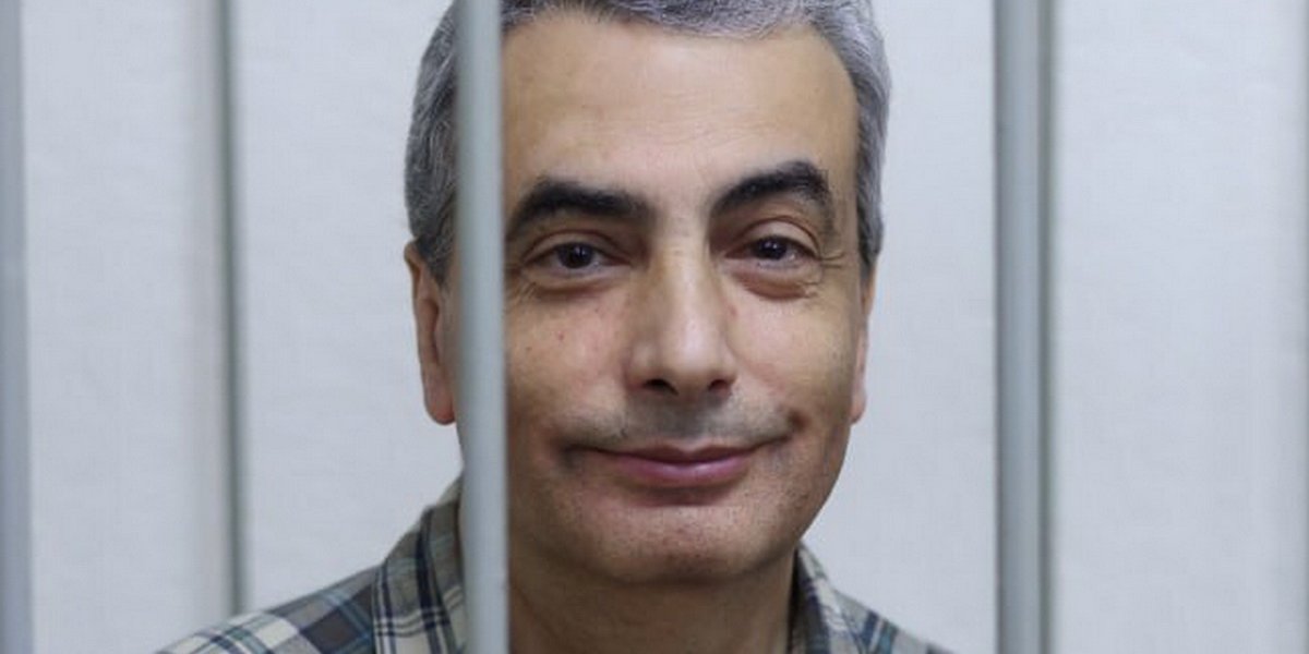 Зампреда &laquo;Яблока&raquo; Льва Шлосберга* приговорили к 11 годам по делу о фейках и дискредитации ВС РФ