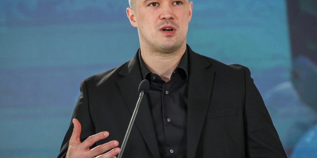 &laquo;Старая система боится изменений&raquo;: экс-министр обороны Украины потребовал выборов &mdash; Дмитриев увидел вызов Зеленскому