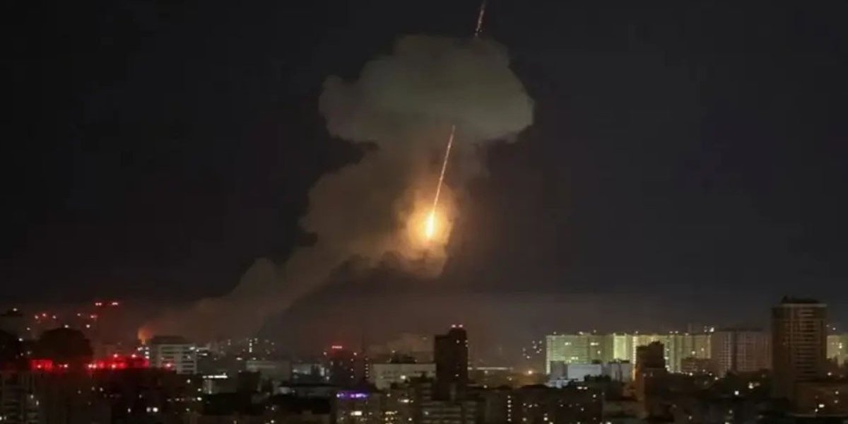 Россия бьет по складам шоколада и мороженого? Подоляка объяснил причину таких ударов ВС РФ