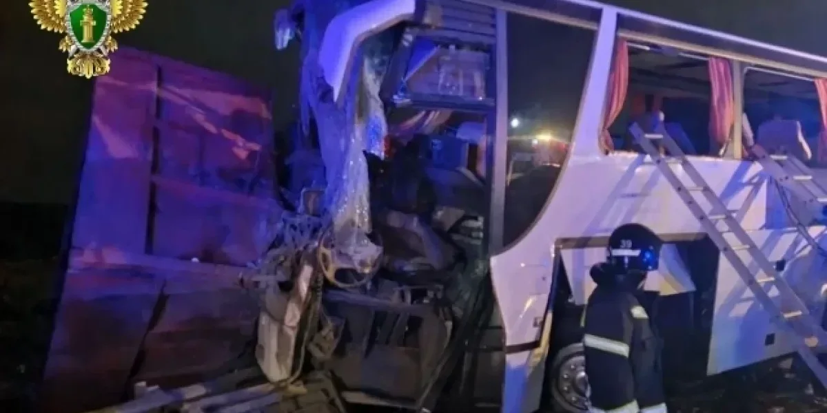 Шесть жизней оборвались на трассе «Кавказ»: автобус Грузия — Москва врезался в КамАЗ под Железноводском » Интересная Россия Шесть жизней оборвались на трассе «Кавказ»: автобус Грузия — Москва врезался в КамАЗ под Железноводском » Интересная Россия