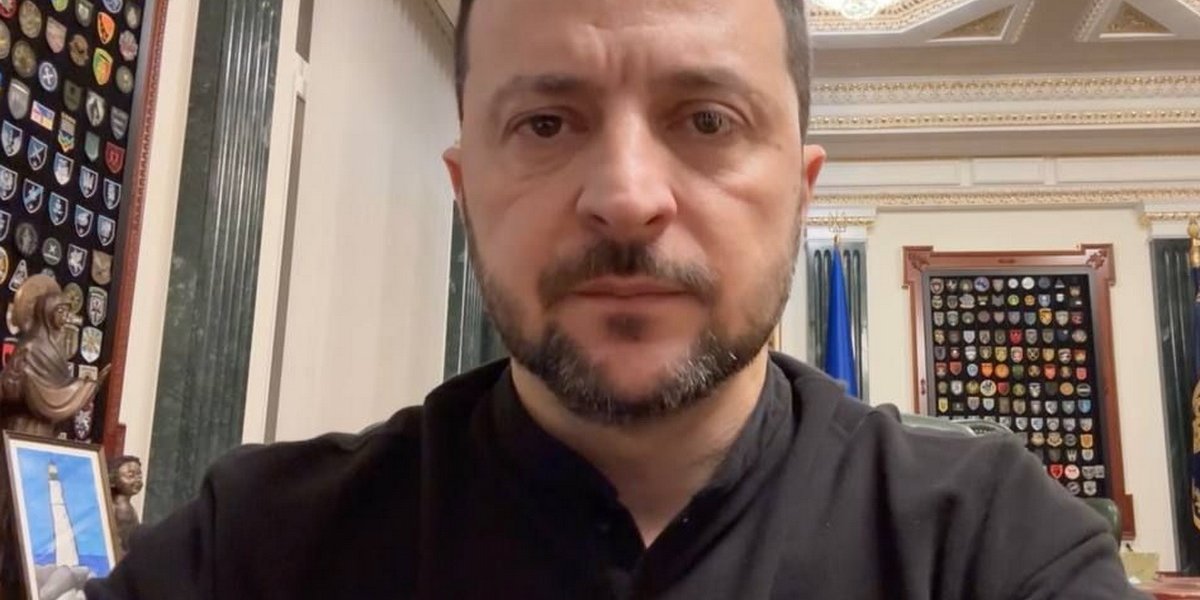 Зеленский пожаловался на новую тактику ВС РФ: что изменилось в массированных атаках — сводка СВО от Юрия Подоляки 31.08.2026 Зеленский пожаловался на новую тактику ВС РФ: что изменилось в массированных атаках — сводка СВО от Юрия Подоляки 31.08.2026