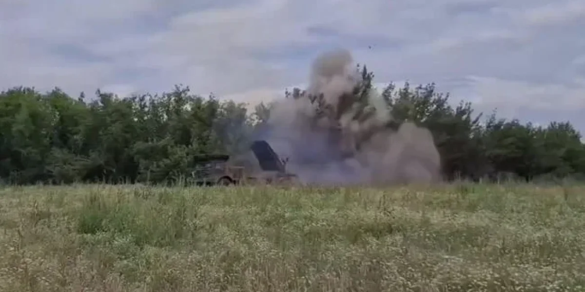 ВС РФ ощутимо прошли вперёд: новости СВО от 6 августа, карты боевых действий на Украине, военная сводка 1624-го дня ВС РФ ощутимо прошли вперёд: новости СВО от 6 августа, карты боевых действий на Украине, военная сводка 1624-го дня
