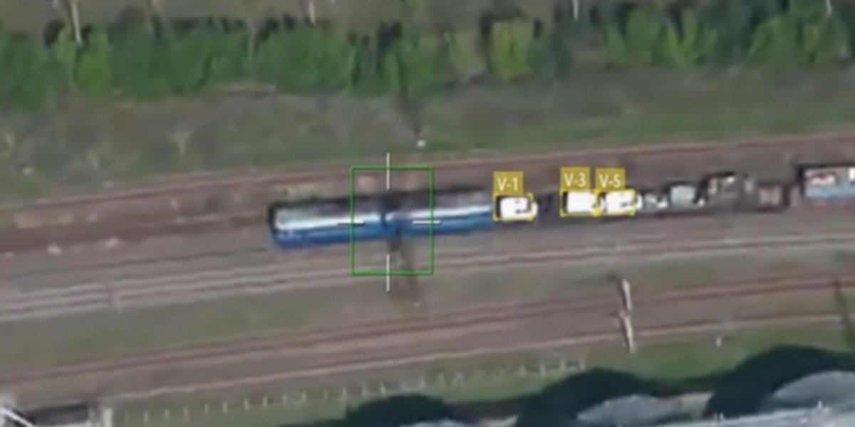 Появилось видео удара &laquo;Искандером&raquo; по военному эшелону ВСУ (ВИДЕО)