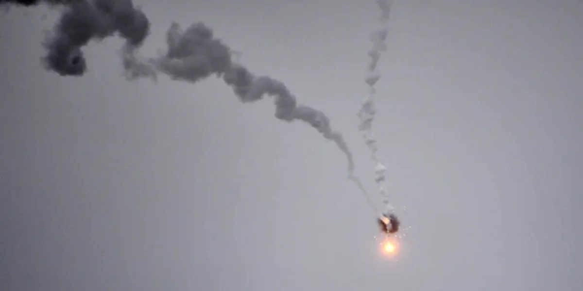 Атака БПЛА на Подмосковье 09.08.2026: днём вновь объявлена беспилотная опасность, три дрона сбиты на подлёте к Москве Атака БПЛА на Подмосковье 09.08.2026: днём вновь объявлена беспилотная опасность, три дрона сбиты на подлёте к Москве