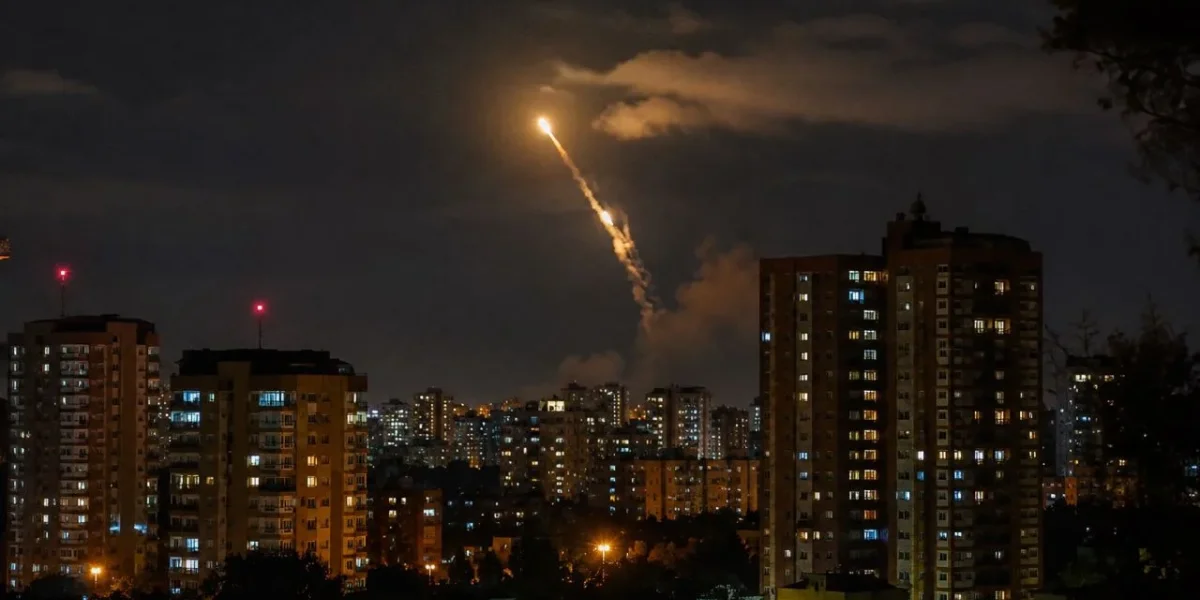 Взрывы в Подмосковье сегодня, 19 августа 2026: атака БПЛА на Москву, где работала ПВО, последние новости Взрывы в Подмосковье сегодня, 19 августа 2026: атака БПЛА на Москву, где работала ПВО, последние новости
