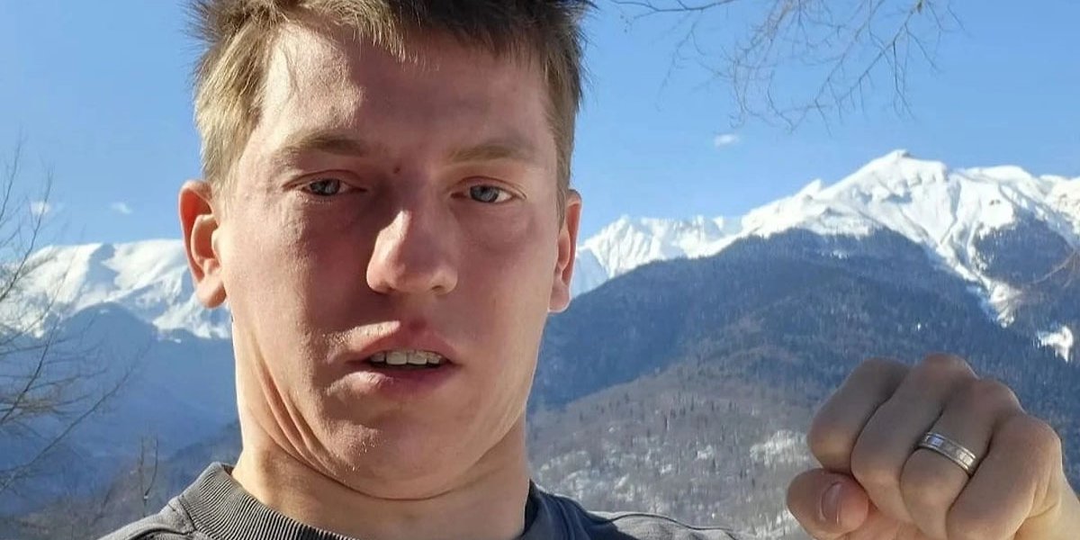 Mash: комик Алексей Щербаков приостановил карьеру на фоне массовых отмен концертов Mash: комик Алексей Щербаков приостановил карьеру на фоне массовых отмен концертов